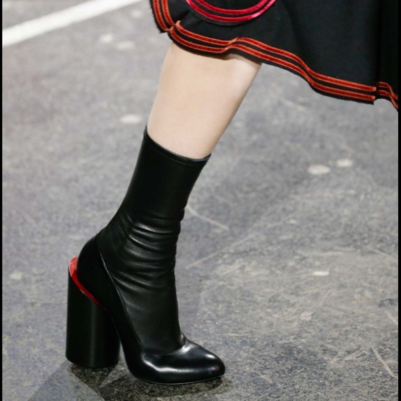 Givenchy Black Stretch Leather Runway Boots Size 38 - Picture 1 of 16